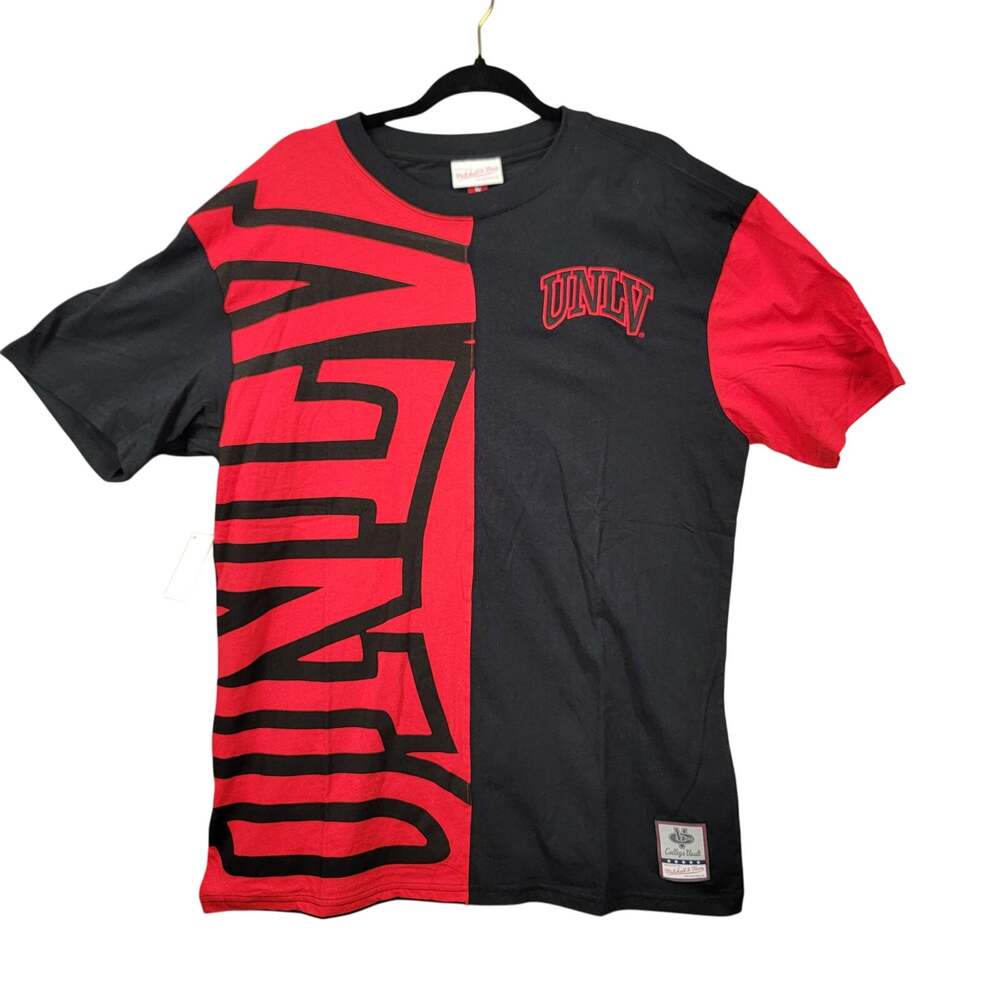 Mitchell & Ness UNLV Rebels Play by Play Tee Mens Large Red Black NWT